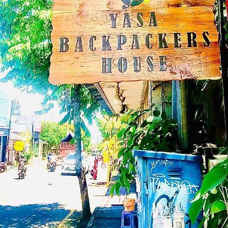 Yasa Backpackers House Vandrarhem Ubud Exteriör bild