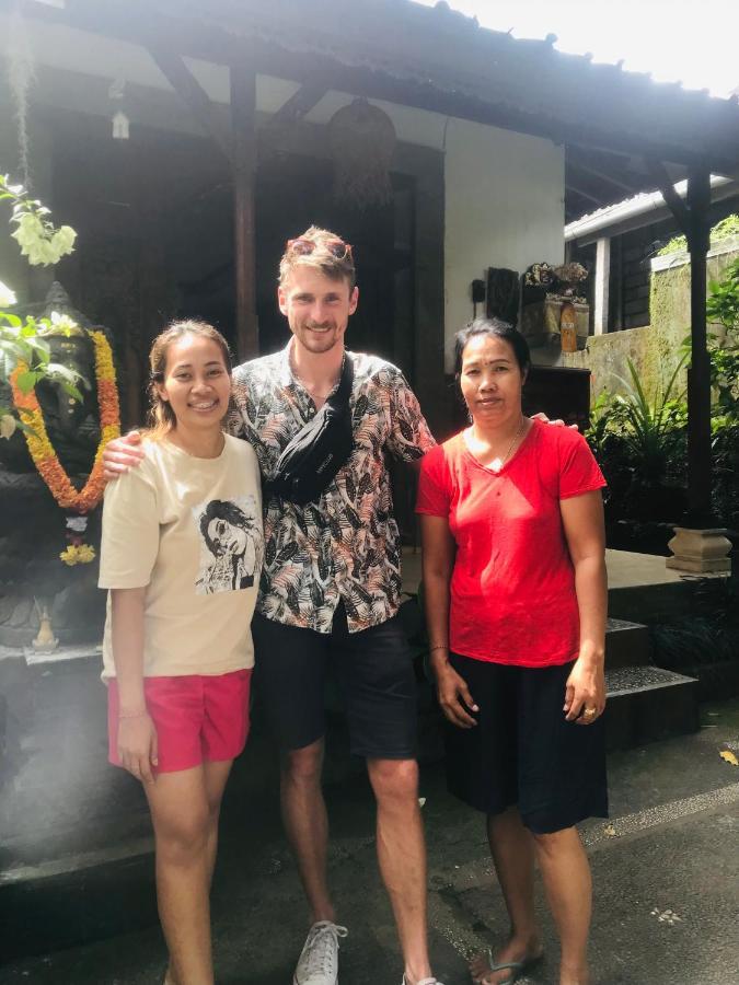 Yasa Backpackers House Vandrarhem Ubud Exteriör bild